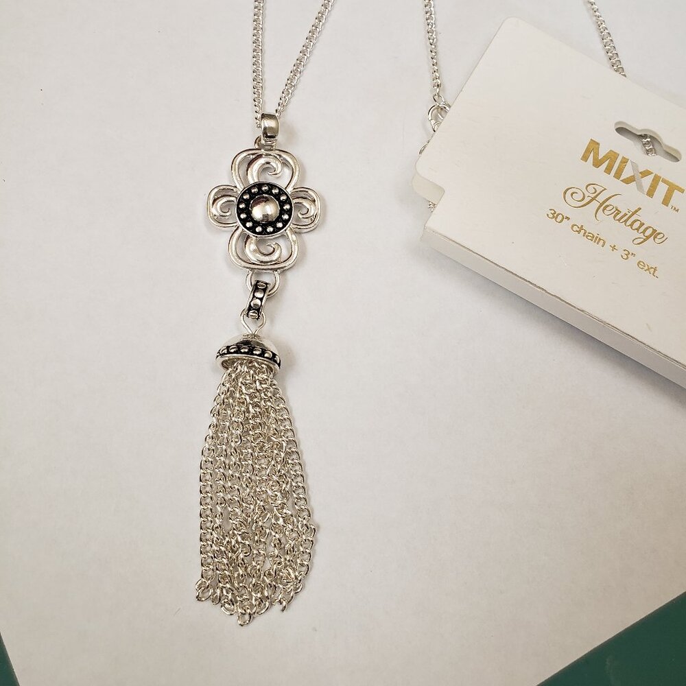 MIXIT, NWT, silver tone, long filegree flower tassel fashion necklace